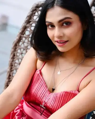 Call Girls Service in Lakhnadon